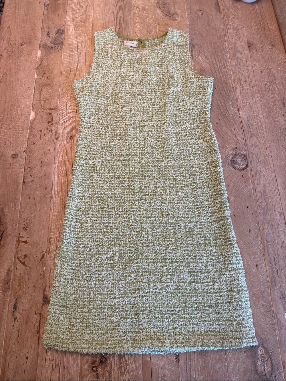 St. John Pistachio Textured Sleeveless Shift Dress 12 - Picture 1 of 10